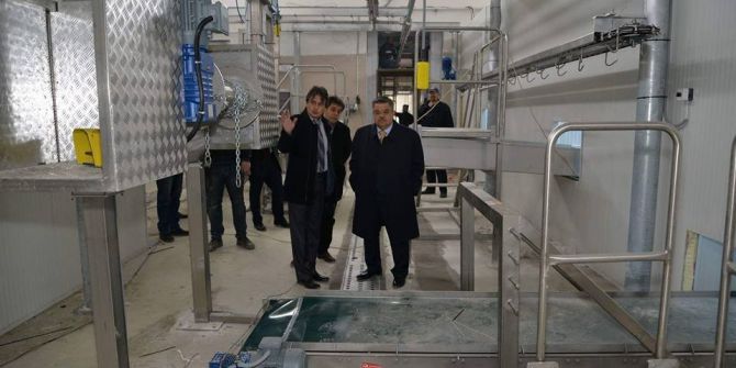 Başkan Yağcı, Yenilenen Et Kesim Tesisinde İncelemelerde Bulundu