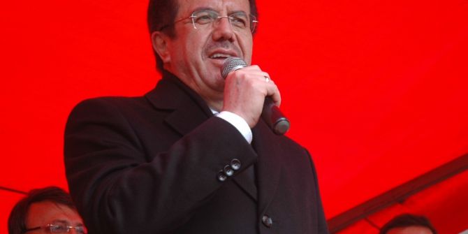 Bakanlar Van’da Ak Parti Seçim Bürosu Açılışına Katıldı