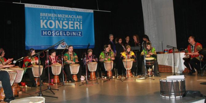 Down Sendromlu Ve Otizmli Gençlerden Muhteşem Konser