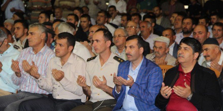 Kavaklılar Omuz Omuza Demokrasi Nöbetinde