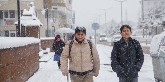 Ahlat’ta Kar Yağışı