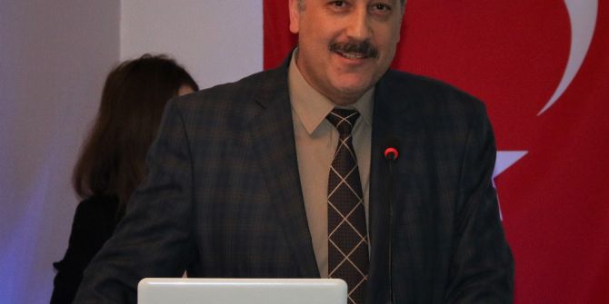 Erü Kayseri Myo’nda“kariyer Planlama Semineri Ve Mezunlar Buluşması” Etkinliği Düzenlendi