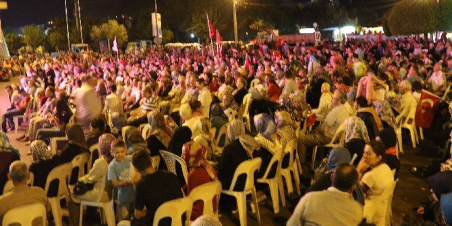 Akhisar’daki Demokrasi Nöbetinde 11 Gün Geride Kaldı