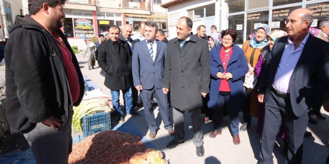 Başkan Özaltun, Pazarcı Esnafıyla Buluştu