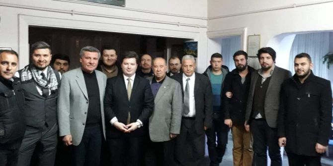 Ak Parti Eskişehir Gençlik Kollarından Sivrihisarlılar Derneğine Ziyaret