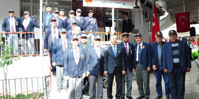 Kaymakam Arslan Gazileri Ziyaret Etti