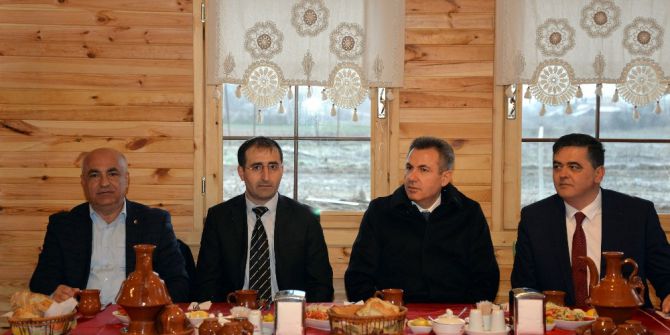 Pazaryeri’nde Hayvancılar Bir Araya Geldi