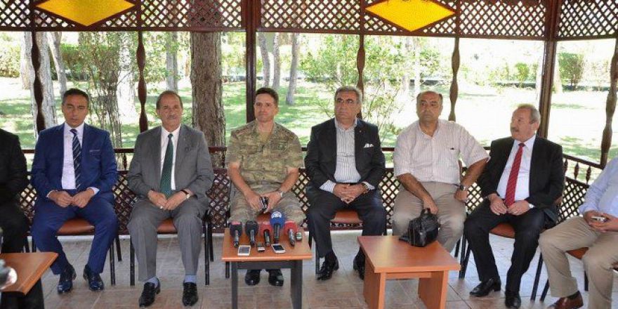 Sivas 5’inci Piyade Er Eğitim Tugay Komutanı Vekili Albay Polat: "Bu Olaylara Sebep Veren Bir Avuç Haindir"