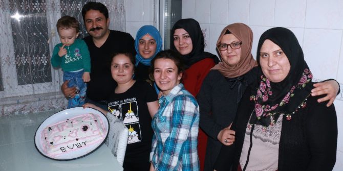 Başkan Kalın’a ’Evet’ Yazılı Pasta Sürprizi