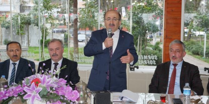 Başkan Gümrükçüoğlu Muhtarlarla Sürmene’yi Konuştu