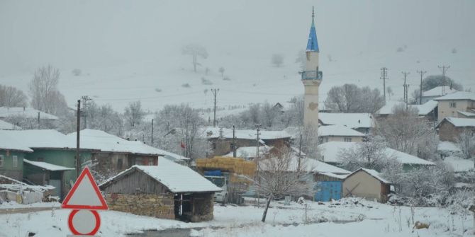 Seyitgazi’nin Yüksek Yerlerinde Kartpostallık Kış Görüntüleri
