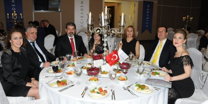 Acıbadem Eskişehir Hastanesi 14 Mart Tıp Bayramı’nı Kutladı