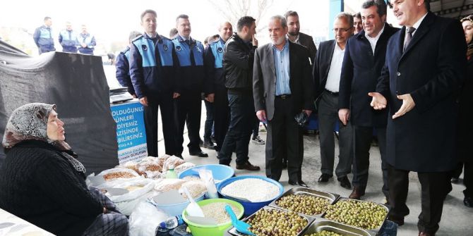 Başkan Gürlesin, Pazar Esnafını Dinledi