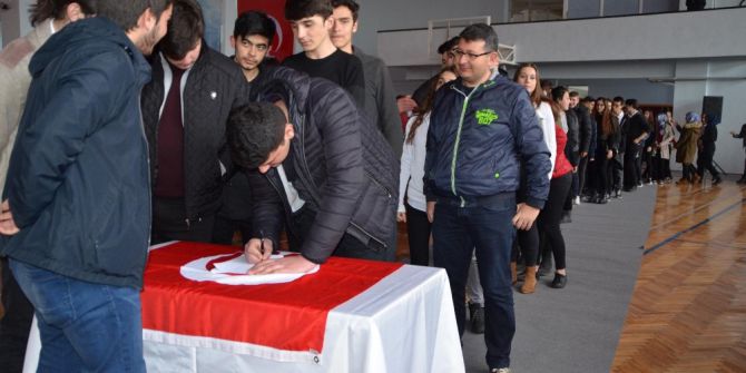 Liselilerden Akar’a Mektup