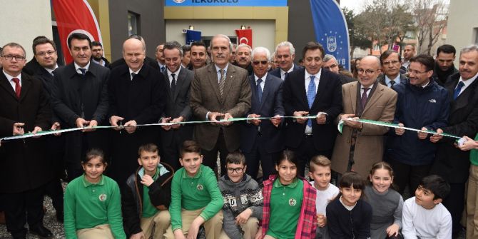 Bursa’ya 2 Modern Okul Daha