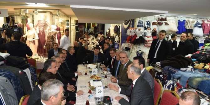 Bursa’nın Tarihi Çarşıları Avm’lerle Yarışıyor