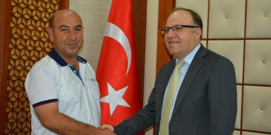 Siirt Valisi Tutulmaz, Demokrasi Kahramanını Kutladı