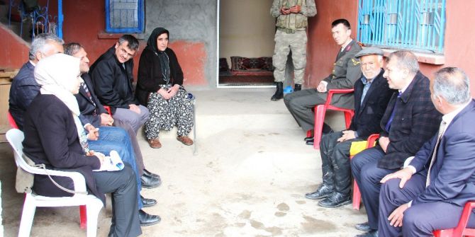 Gıda Tarım Ve Hayvancılık İl Müdürlüğünden Şehit Ailelerine Ziyaret