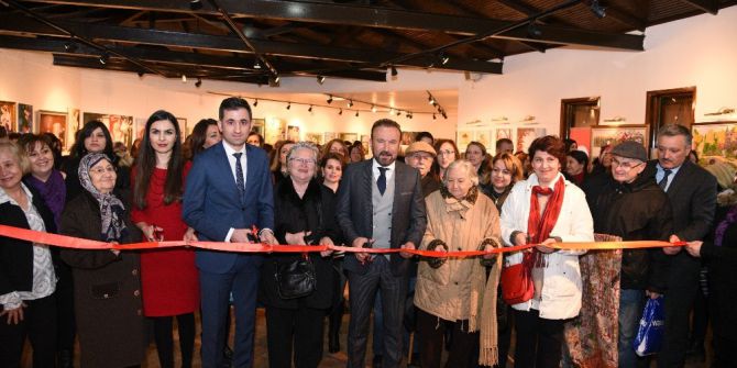 İzmek Kursiyerlerine Yağlı Boya Sergisi