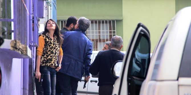 Operasyona Katılan Kadın Polisler İlgi Odağı Oldu