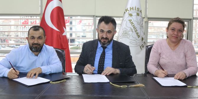 Spor Toto Akhisar Stadyumu Yeni Firmaya Teslim Edildi, Çalışmalar Başlıyor