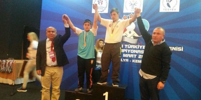 Ferhat Fırat, Özel Sporcular Masa Tenisi Şampiyonası’nda 2’nci Oldu