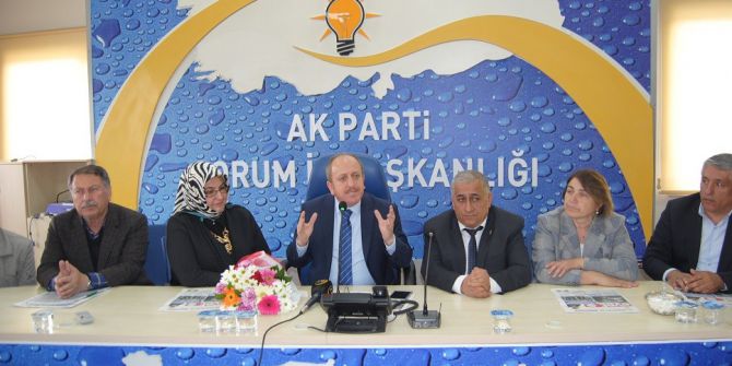 Osmancık’lı Muhtarlar Ak Partiyi Ziyaret Etti