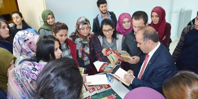 Yazar Ormanoğlu Şanlıurfa’da Okurlarıyla Buluştu