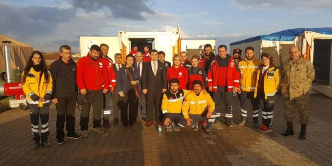 Kaymakam Sarı, Sınırda Görev Yapan Sağlıkçıları Ziyaret Etti