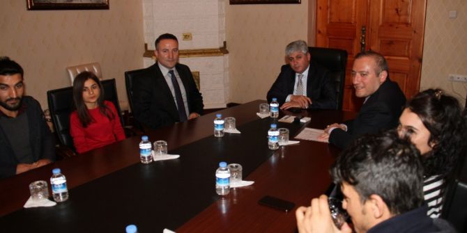 Üniversite Öğrencilerinden Vali Doğan’a Ziyaret