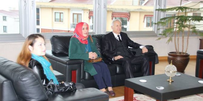 Belediye Başkanı Yemenici Mhp İlçe Yönetimini Ağırladı