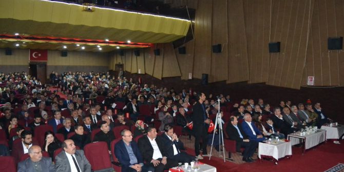 Kozan’da Şehitler Anısına Türk Halk Müziği Konseri