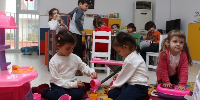 Çocuklar Asmek’e Emanet