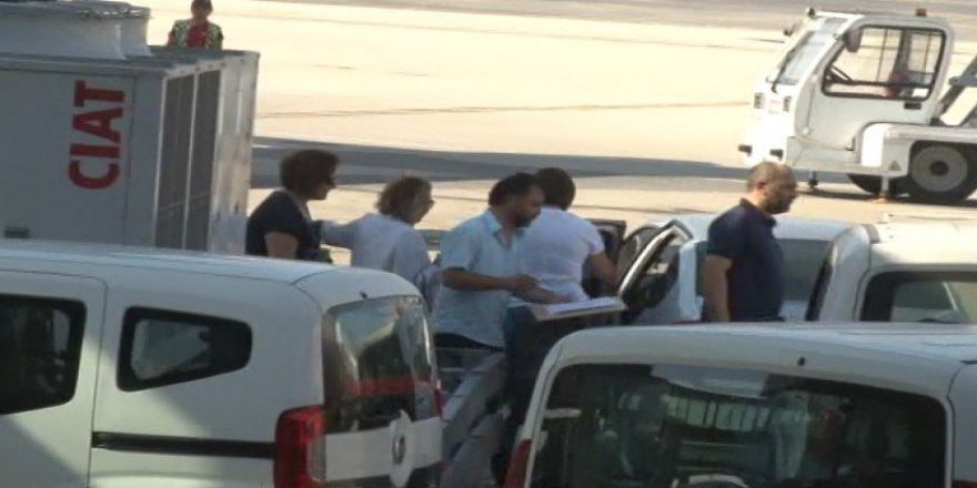 Bodrum’da Yakalanan Nazlı Ilıcak İstanbul’a Getirildi