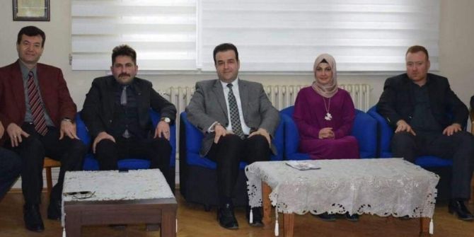 Ak Parti’den Eskişehir Anadolu Kültür Ve Dayanışma Derneğine Ziyaret