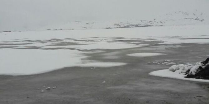 Çaldıran’da Dere Yatağı Taştı