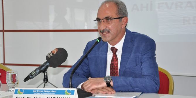 Prof. Dr. Karakaya: “Eğitim Sistemimizi, İnsan Fıtratına Uygun Hale Getirmeliyiz”