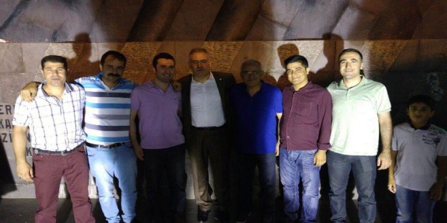 Adı Ve Soyadı Aynı Olan 6 Kişi Demokrasi Nöbetinde Buluştu