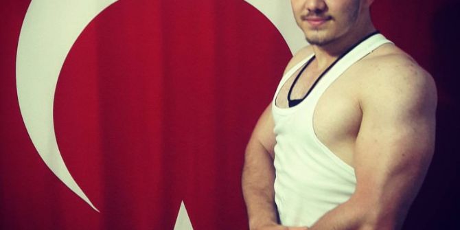 Bilek Güreşinde Türkiye İkincisi Olan Yunus, Hisarcık’ın Gururu Oldu