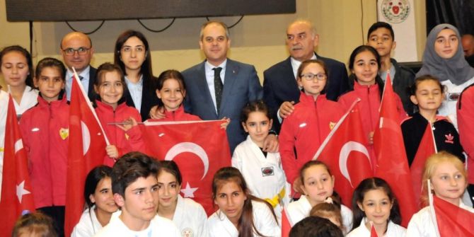 Bakan Kılıç, Yalova’da Toplu Spor Tesislerini Hizmete Açtı