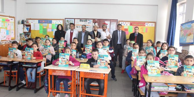 Kulu’da ‘Vefa’ Konulu Tiyatro Oyunu Sergilendi