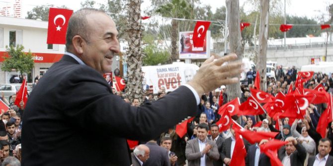 Bakan Çavuşoğlu: "Benim Oradaki Vatandaşlarıma İkinci Seviye Muamele Yapamazsın"