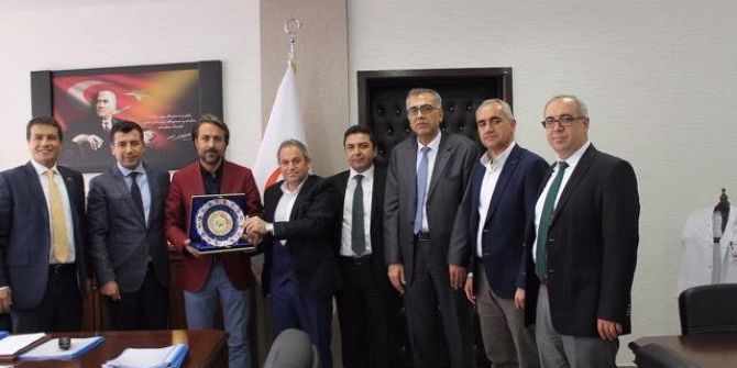 Hayad’dan Başarı Plaketi