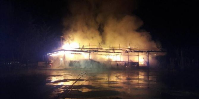 Kavak’ta Belediye Sosyal Tesisleri Alevlere Teslim Oldu