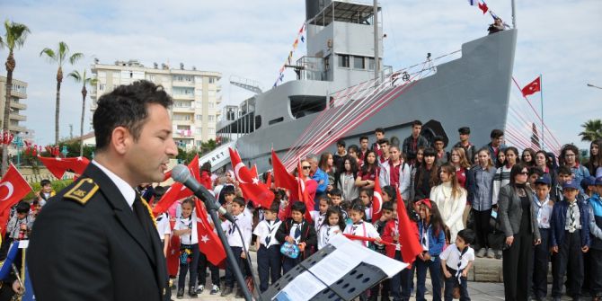 Akdeniz Bölge Komutanlığı Bandosu Tarsus’ta Konser Verdi