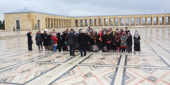 Hasanlı Köyü Kadınları Ata’nın Huzurunda
