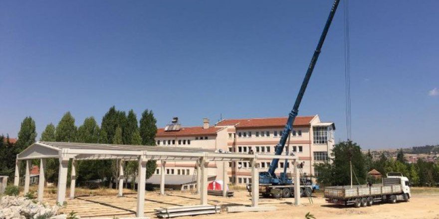 Uşak Belediyesi Şehrin Mega Projesinde Çalışmaya Devam Ediyor