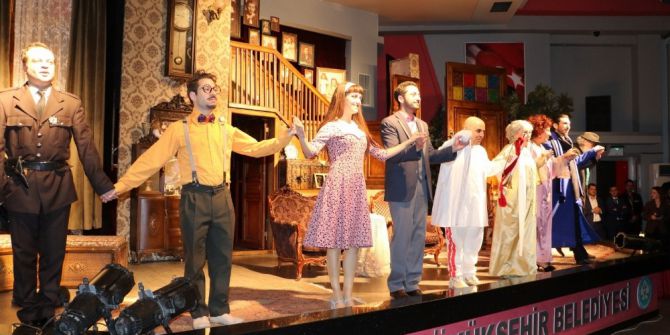 ’Ahududu’ Manisa’yı Güldürdü