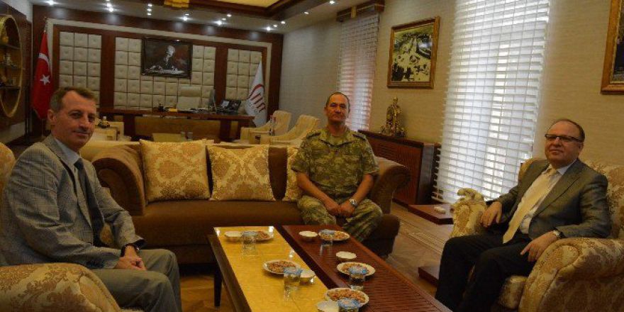 2’nci Ordu Komutan Vekili Korgeneral Temel’den Siirt’e Ziyaret