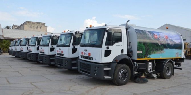 Tunus İskan Bakanlığı, Türkiye’den Gelen Hibe Araçları Teslim Aldı